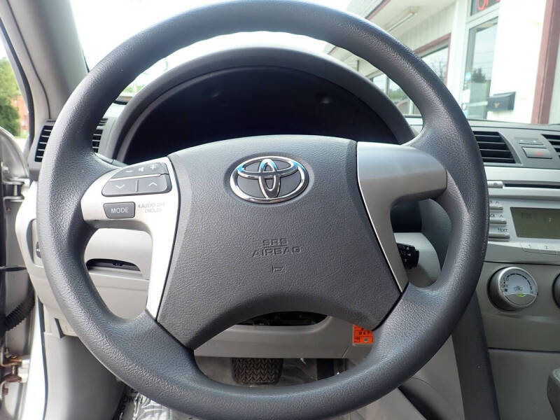 2010 Toyota Camry LE