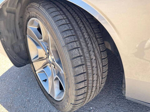 2014 Dodge Challenger R/T Plus