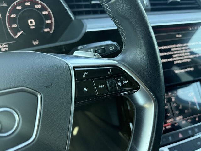 2024 Audi Q8 e-tron quattro Premium