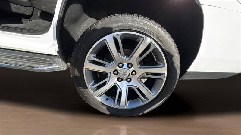 2016 Cadillac Escalade Luxury Collection