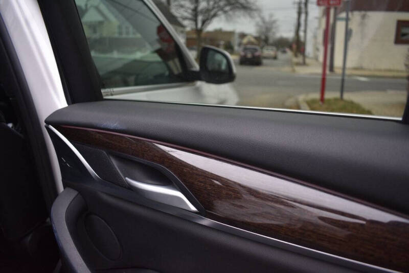 2024 BMW X4 xDrive30i