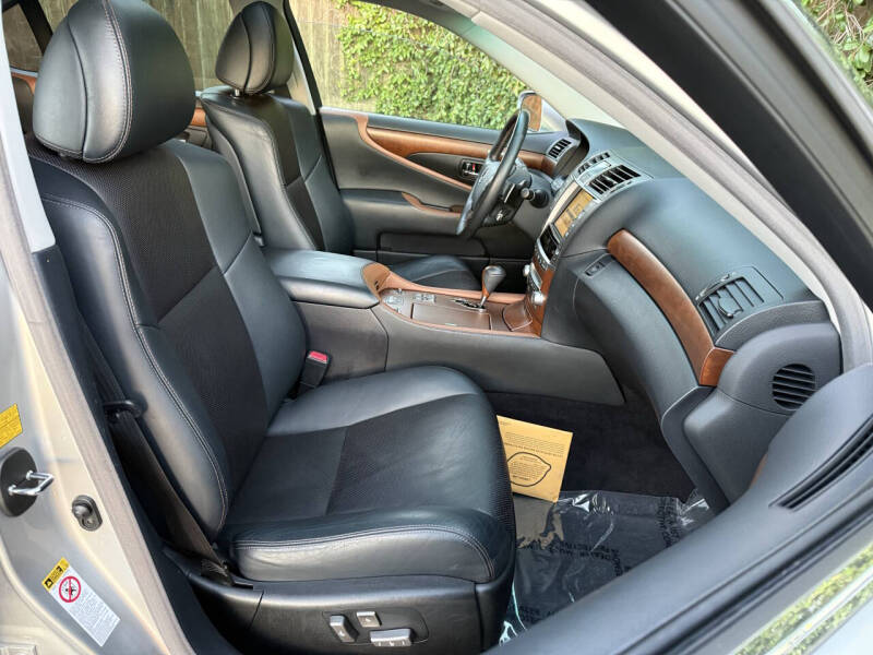 2011 Lexus LS 460