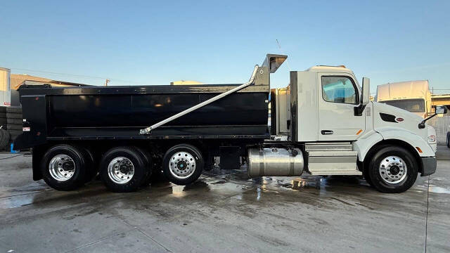 2022 PETERBILT 579 SUPER 10 DUMP TRUCK for sale at KING TRUCK TRAILER SALES in Bakersfield, CA