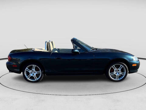 2005 Mazda MX-5 Miata