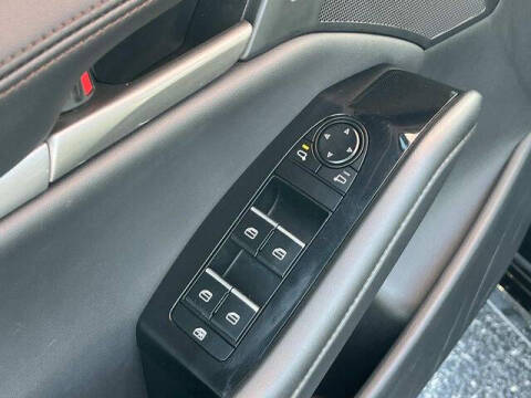 2024 Mazda Mazda3 Hatchback 2.5 S Select Sport