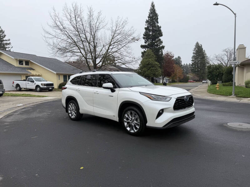 2020 Toyota Highlander Hybrid Limited