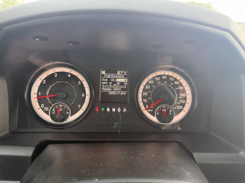 2018 RAM 1500 SLT