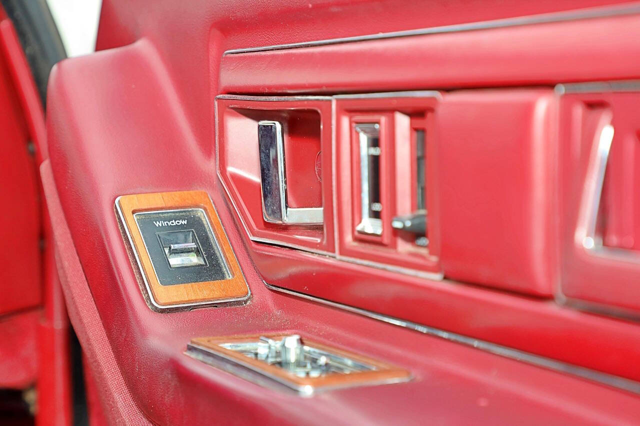 1988 Cadillac Eldorado Biarritz 61