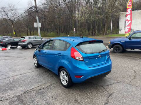 2015 Ford Fiesta SE