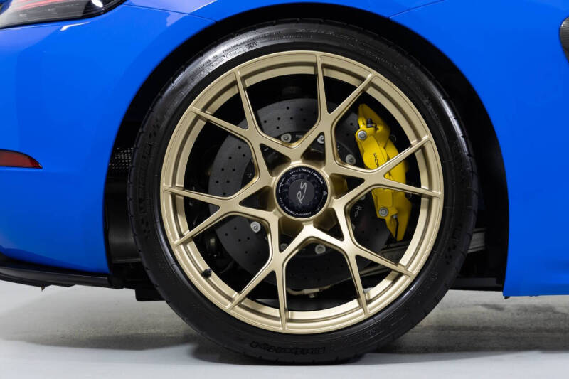 2024 Porsche 718 Cayman GT4 RS