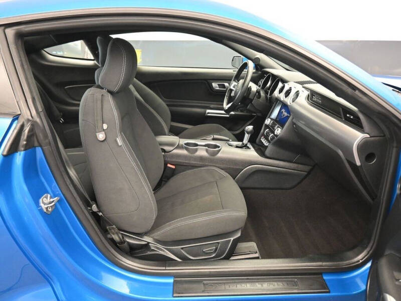 2020 Ford Mustang EcoBoost