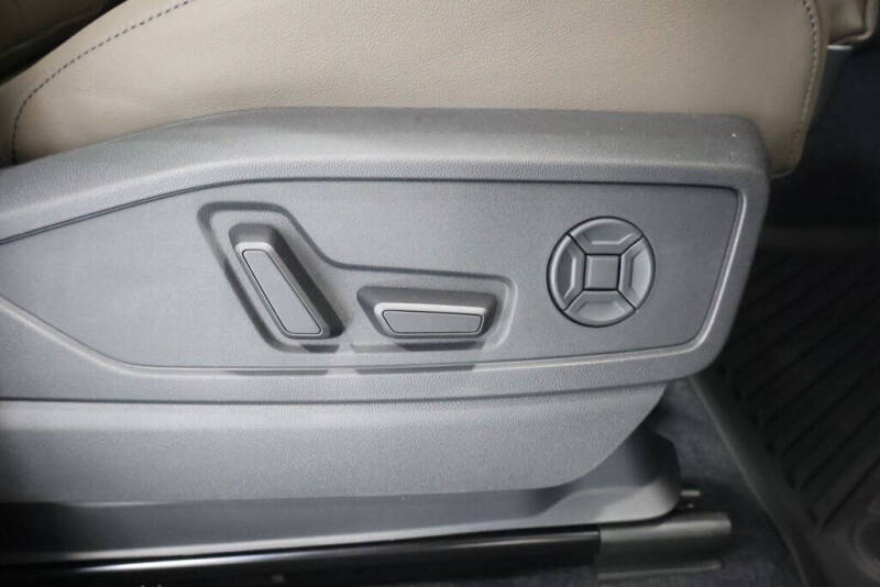 2025 Audi Q5 quattro Prestige TFSI