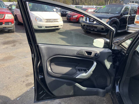 2011 Ford Fiesta SE