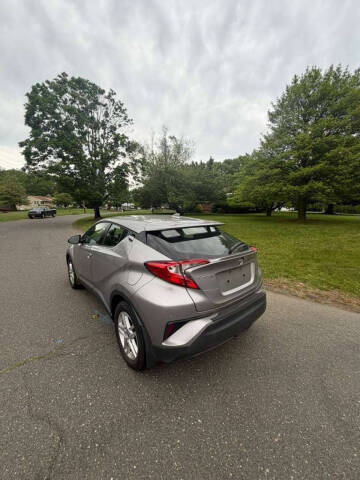 2020 Toyota C-HR LE