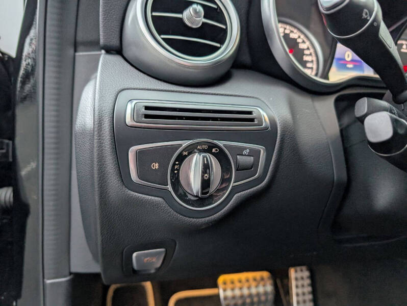 2016 Mercedes-Benz C-Class