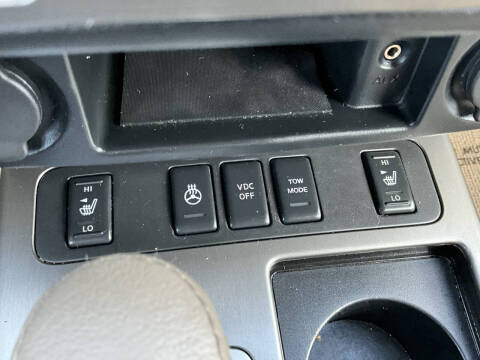2011 Nissan Armada Platinum