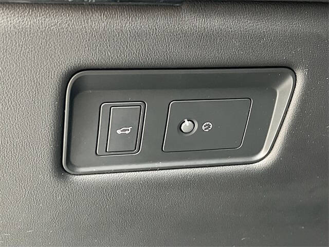 2021 Land Rover Range Rover P525 HSE Westminster Edition