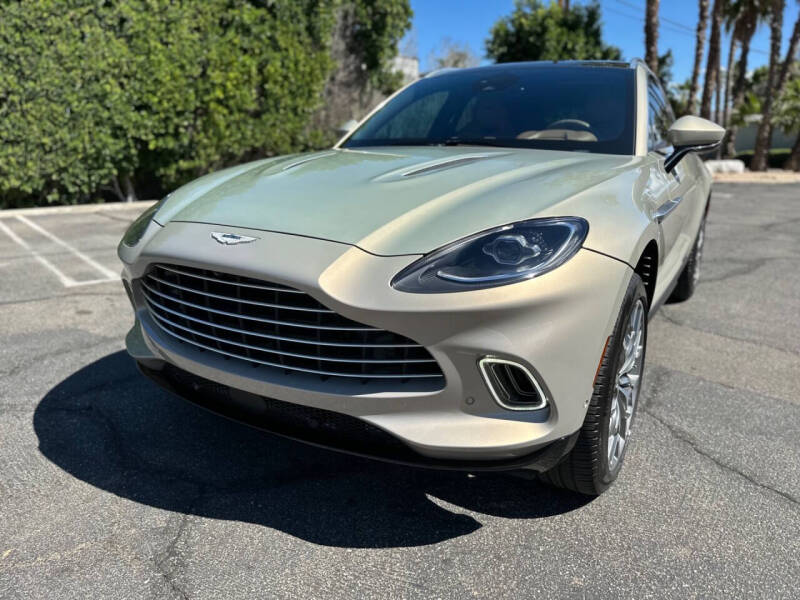 2021 Aston Martin DBX