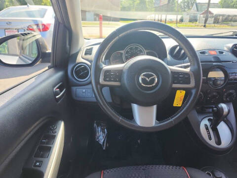 2013 Mazda MAZDA2 Touring