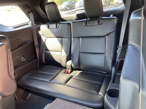 2022 Ford Explorer ST-Line