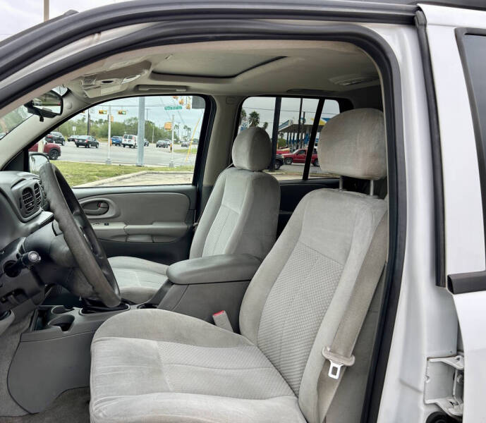 2008 Chevrolet TrailBlazer LS Fleet2