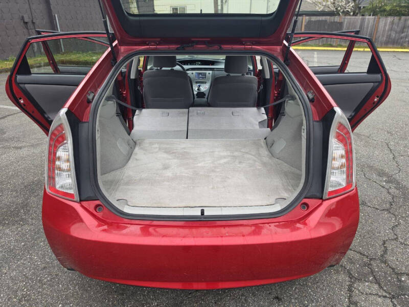2012 Toyota Prius Two