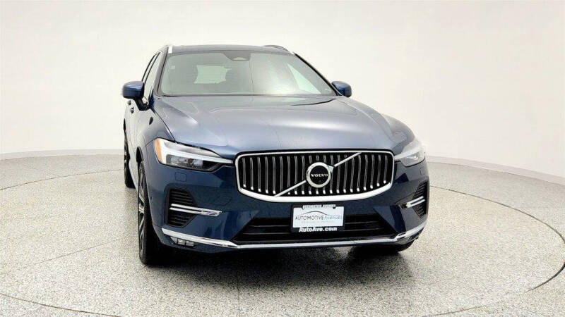 2023 Volvo XC60 B6 Ultimate Bright Theme