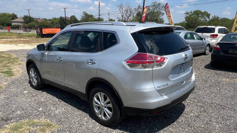 2015 Nissan Rogue SV