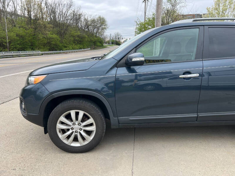 2011 Kia Sorento LX