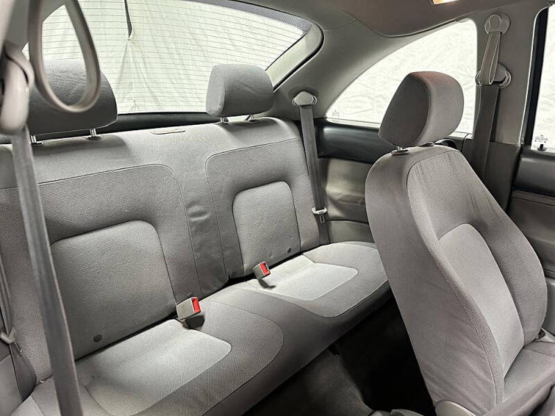 2005 Volkswagen New Beetle GL