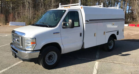 2010 Ford E-Series Chassis for sale at BORGES AUTO CENTER, INC. in Taunton MA