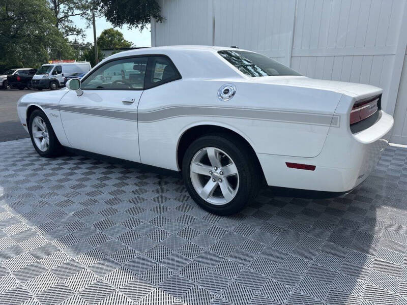 2012 Dodge Challenger SXT
