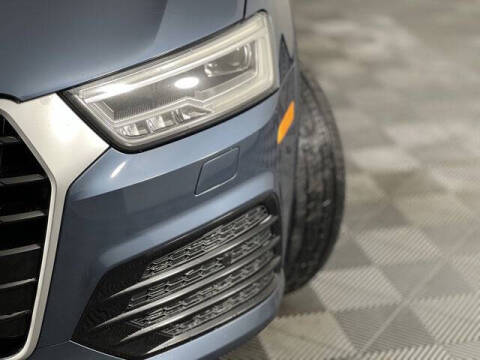 2016 Audi Q3 2.0T quattro Prestige