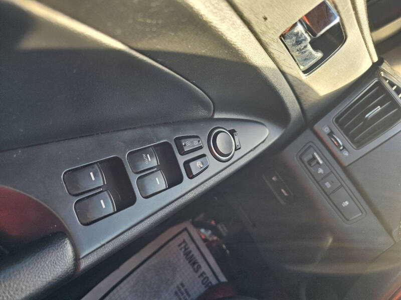 2012 Hyundai Sonata SE