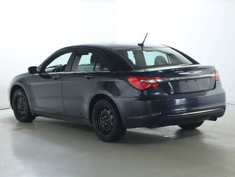 2014 Chrysler 200 LX