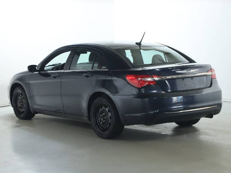 2014 Chrysler 200 LX
