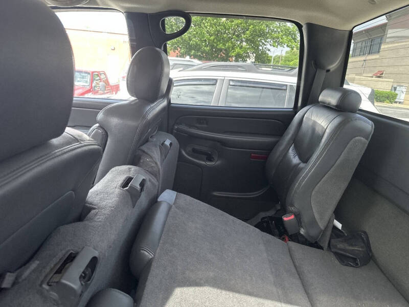 2004 GMC Sierra 2500HD SLT