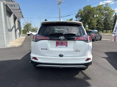 2017 Toyota RAV4 Hybrid SE