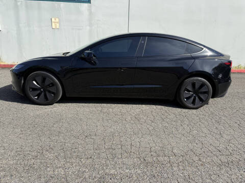 2025 Tesla Model 3 Long Range