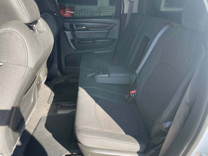 2015 GMC Acadia SLE-2