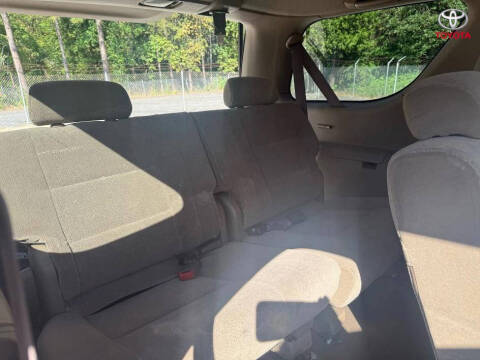 2003 Toyota Sequoia SR5