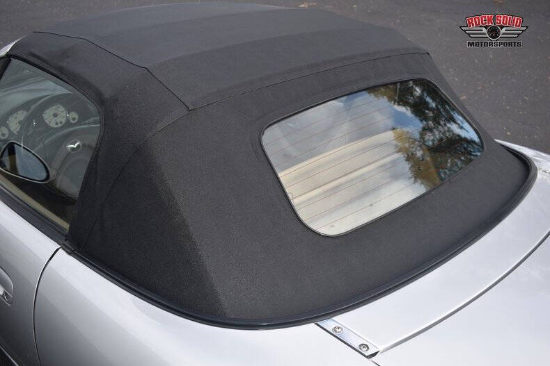 2002 Mazda MX-5 Miata