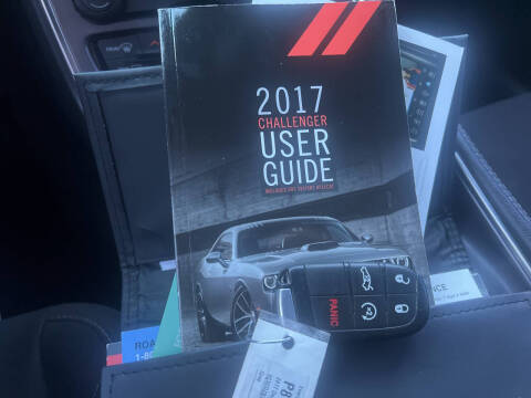 2017 Dodge Challenger R/T Shaker