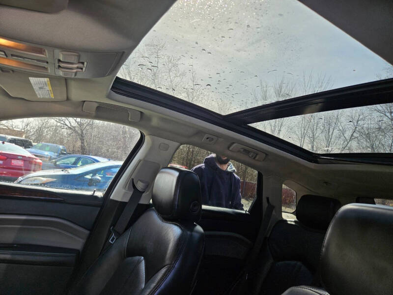 2010 Cadillac SRX Performance Collection