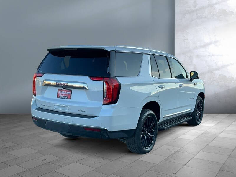 2023 GMC Yukon SLT