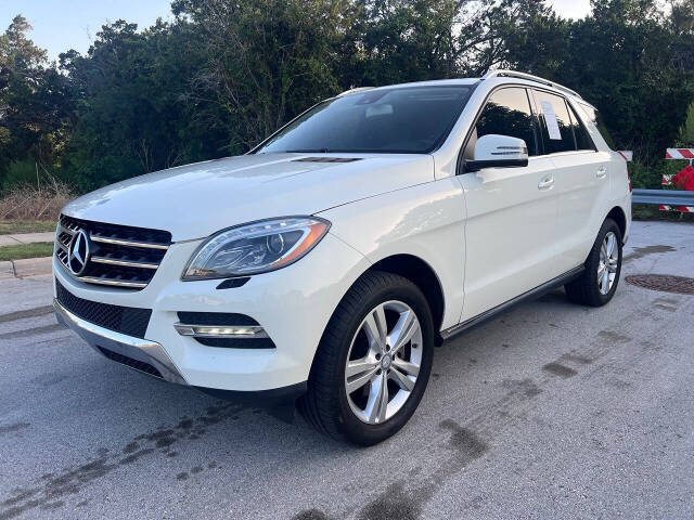 2013 Mercedes-Benz M-Class for sale at ROSS' RIDES AUTO SALES in Austin, TX