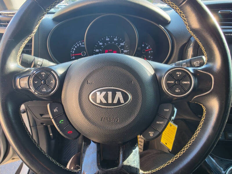 2014 Kia Soul +