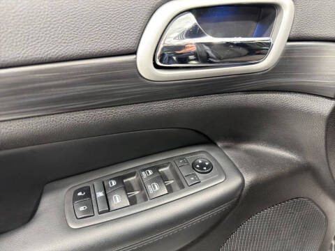 2021 Jeep Grand Cherokee Laredo E