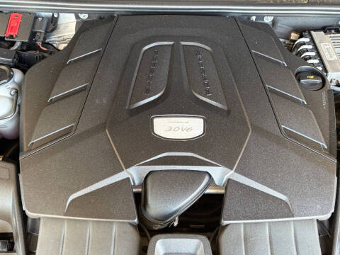 2023 Porsche Cayenne