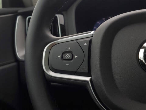 2025 Volvo XC60 T8 Core Dark Theme